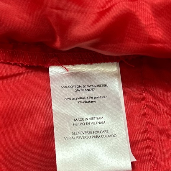 Isaac Mizrahi New York Red Scalloped High Waist Shorts Women’s 10  [299] - Picture 5 of 5